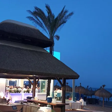 Anasan Playa Daire Fuengirola